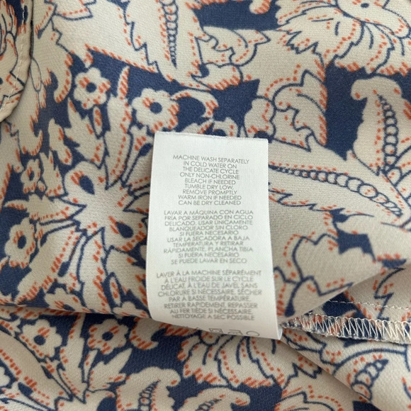 CAbi Women's Cream Blue Damask Flutter Short Sleeve Blouse Small #3074 - Picture 9 of 14